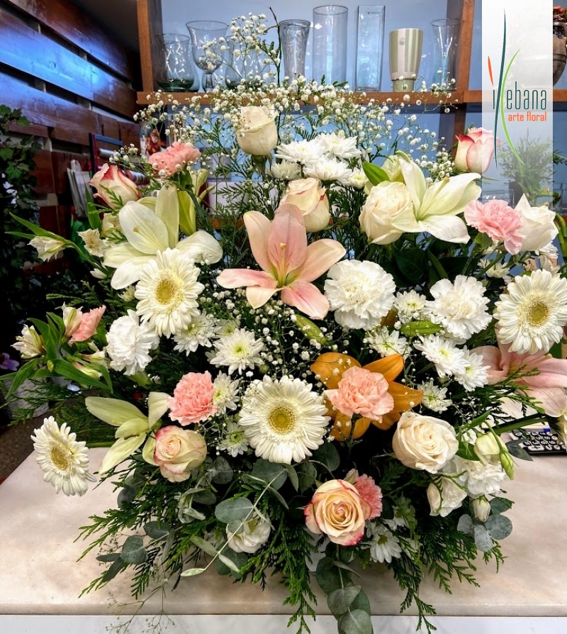 Centro flor fresca funeraria